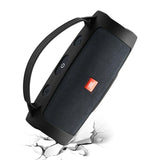 Schutzhülle aus Silikon für den JBL Charge Essential 2 Bluetooth-Lautsprecher